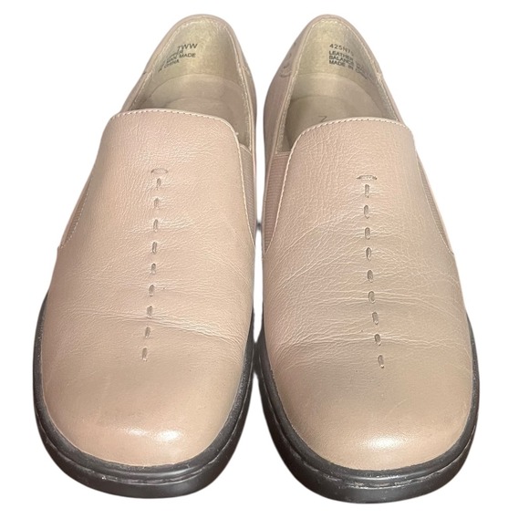 Naturalizer Leather Loafers Women's Size 7WW Wide Width Slip On Casual Comfort - Picture 1 of 5